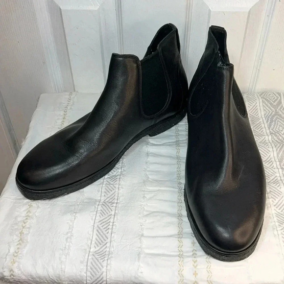 VINCE Bonham men’s boot black EUC ankle pull-on US 13 / EU 47.5 NWOT rubber sole - Picture 1 of 12